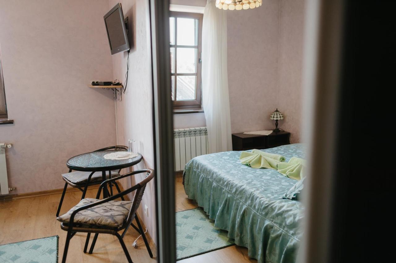 Джерело Kamianets-Podilskyi Exterior foto
